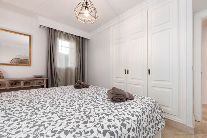 Image No.26-4 Bed Apartment for sale