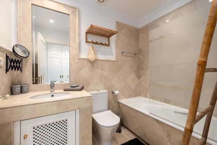 Image No.32-4 Bed Apartment for sale