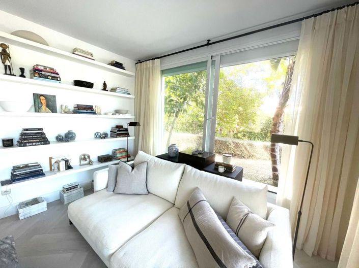 Image No.20-3 Bed Apartment for sale