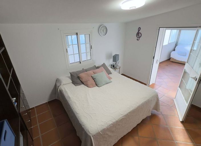 Image No.18-5 Bed Villa for sale