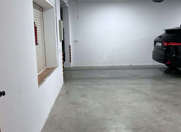 Image No.46-5 Bed Villa for sale