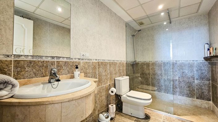 Image No.15-Maison de ville de 4 chambres à vendre à La Duquesa