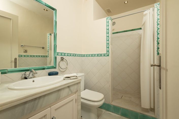 Image No.22-2 Bed Apartment for sale