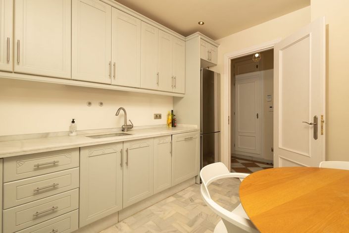 Image No.24-2 Bed Apartment for sale