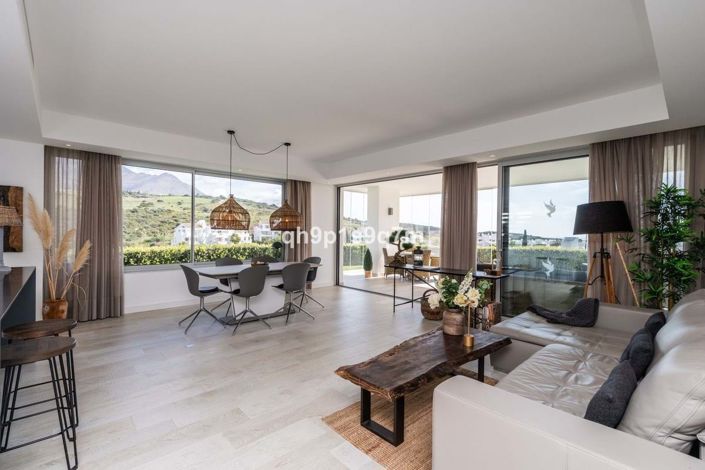 Image No.12-3 Bed Apartment for sale