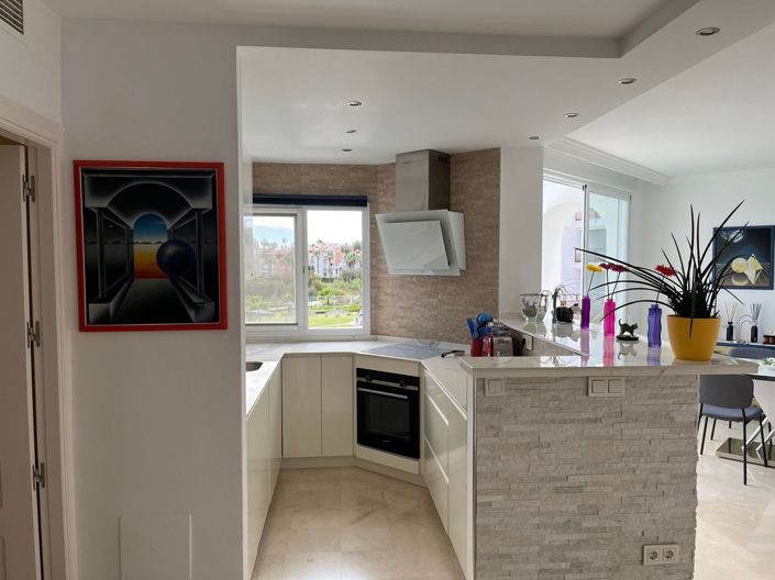 Image No.17-3 Bed Apartment for sale