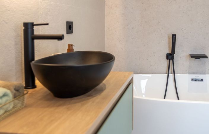 Image No.20-4 Bed Townhouse for sale