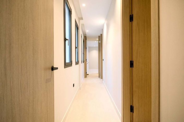 Image No.19-Villa de 4 chambres à vendre à Estepona