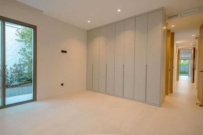 Image No.30-Villa de 4 chambres à vendre à Estepona