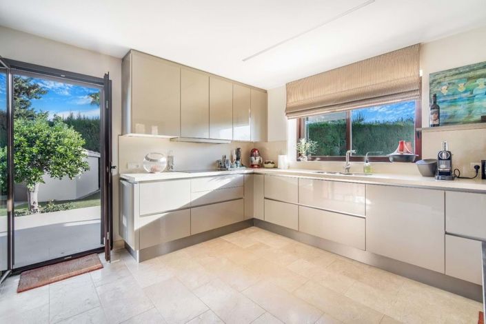 Image No.6-Villa de 3 chambres à vendre à Marbella