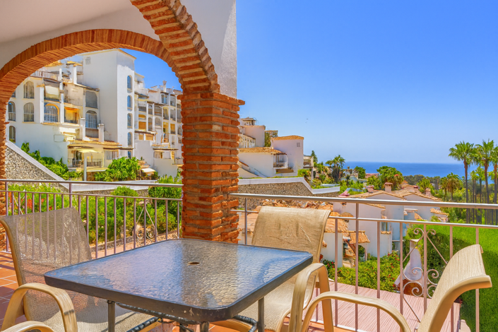 Image No.4-5 Bed Semi-Detached for sale