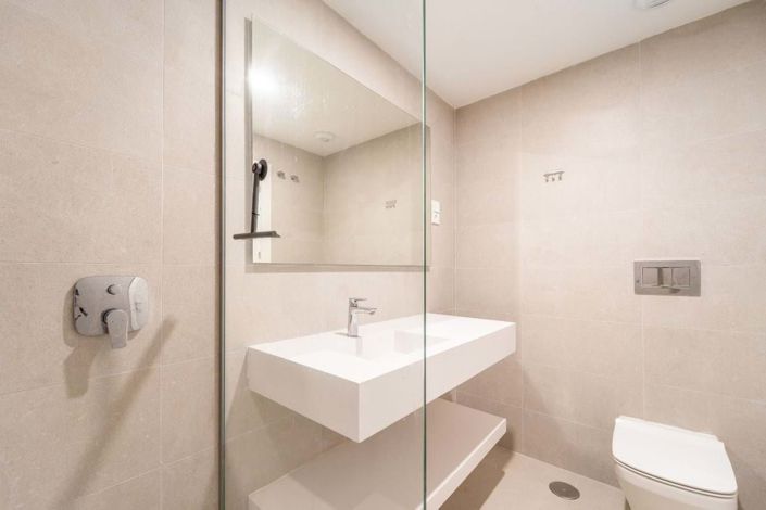 Image No.13-3 Bed Apartment for sale