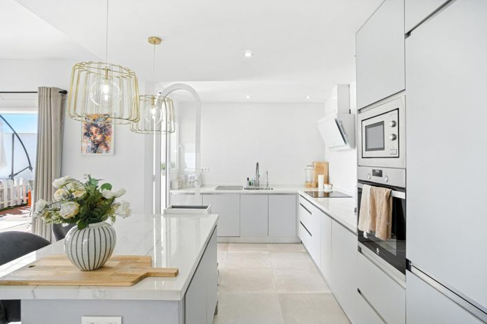 Image No.3-3 Bed Townhouse for sale