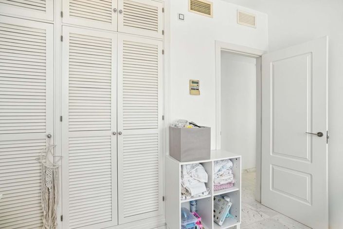 Image No.42-3 Bed Townhouse for sale