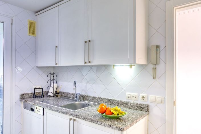 Image No.15-3 Bed Apartment for sale