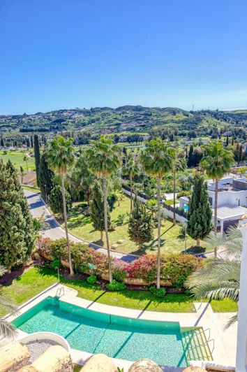 Image No.30-3 Bed Apartment for sale