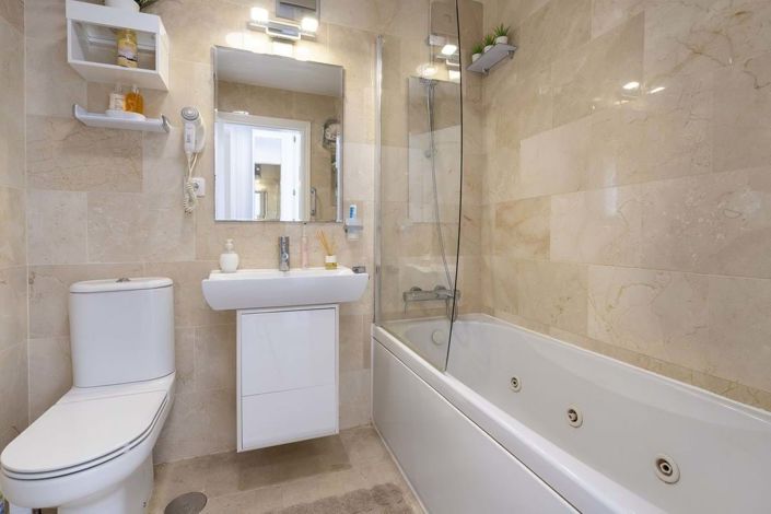 Image No.13-2 Bed Apartment for sale