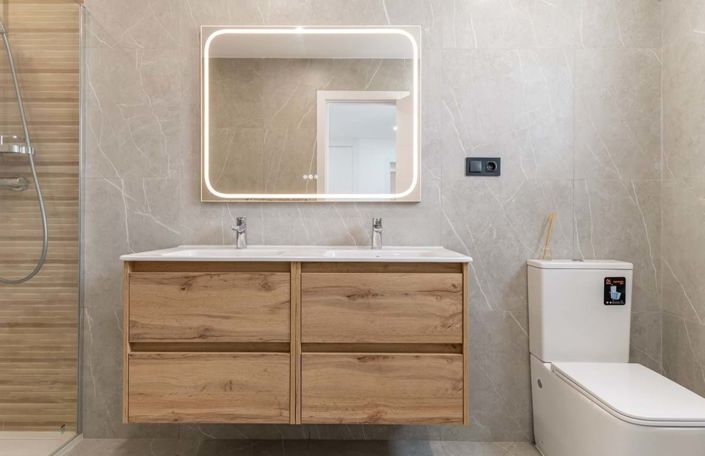 Image No.13-3 Bed Townhouse for sale