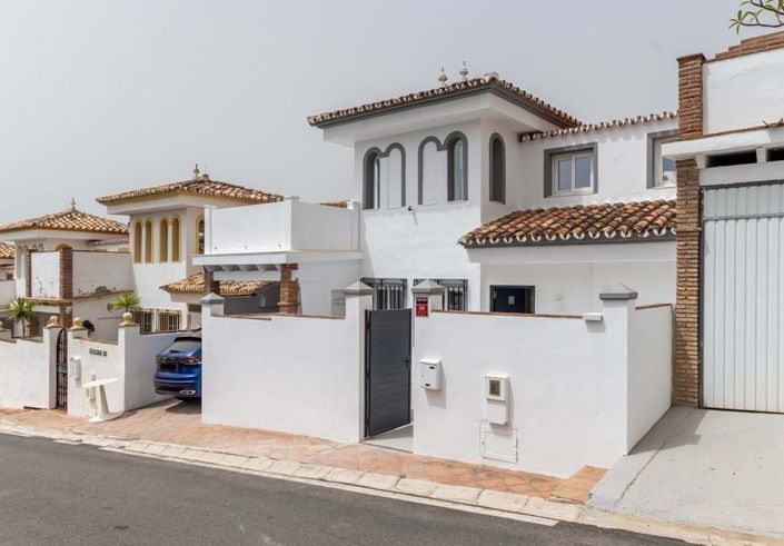 Image No.20-3 Bed Townhouse for sale