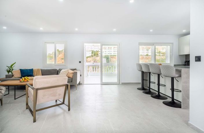 Image No.6-3 Bed Townhouse for sale