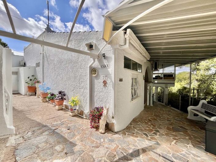 Image No.35-3 Bed Villa for sale