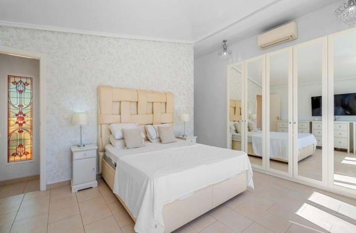 Image No.6-3 Bed Villa for sale