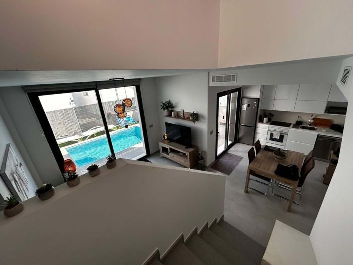 Image No.2-Villa de 3 chambres à vendre à Orihuela Costa