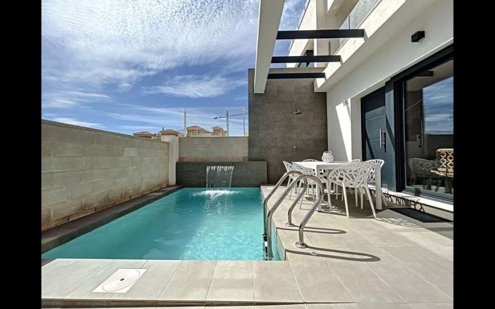 Image No.2-Villa de 3 chambres à vendre à Villamartin