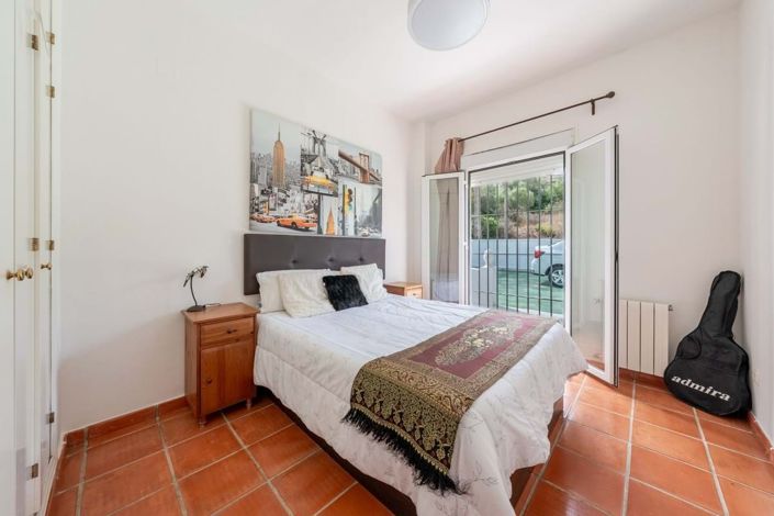 Image No.12-5 Bed Villa for sale