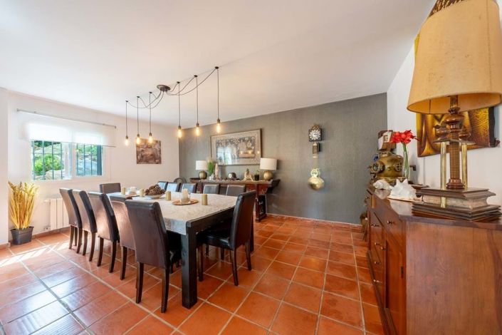 Image No.7-5 Bed Villa for sale