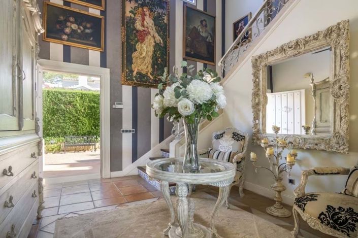 Image No.12-6 Bed Villa for sale