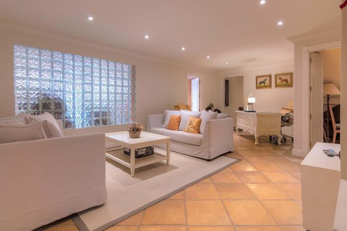 Image No.23-6 Bed Villa for sale