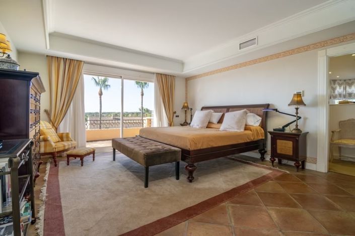 Image No.32-6 Bed Villa for sale