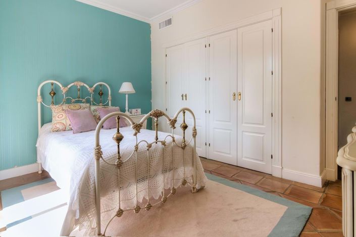 Image No.34-6 Bed Villa for sale