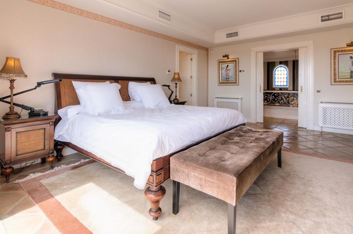 Image No.55-6 Bed Villa for sale