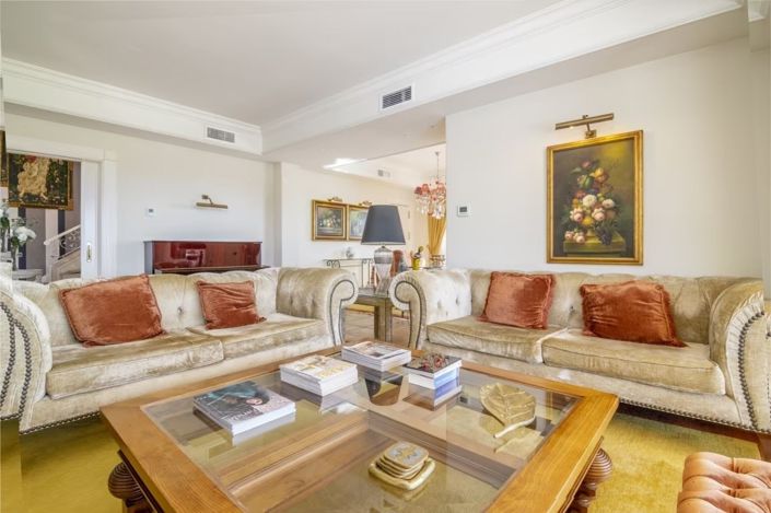 Image No.7-6 Bed Villa for sale