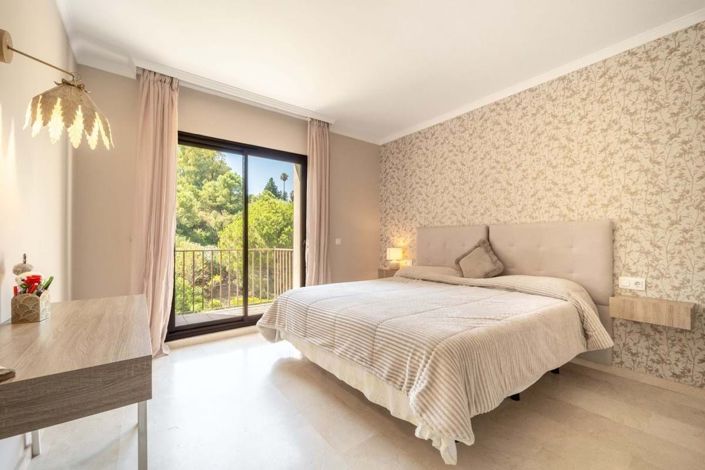 Image No.17-3 Bed Penthouse for sale