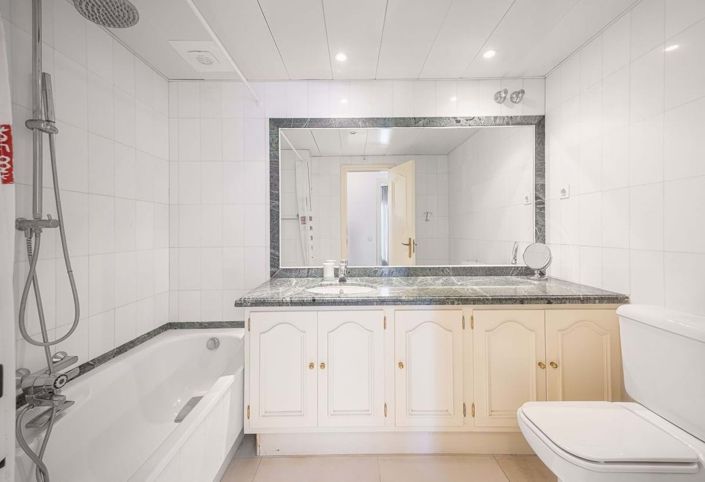 Image No.32-Appartement de 2 chambres à vendre à Marbella