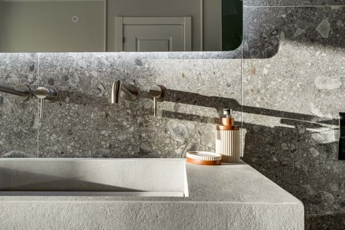 Image No.11-4 Bed Townhouse for sale