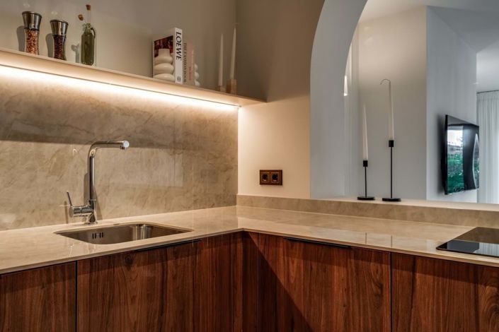 Image No.12-4 Bed Townhouse for sale