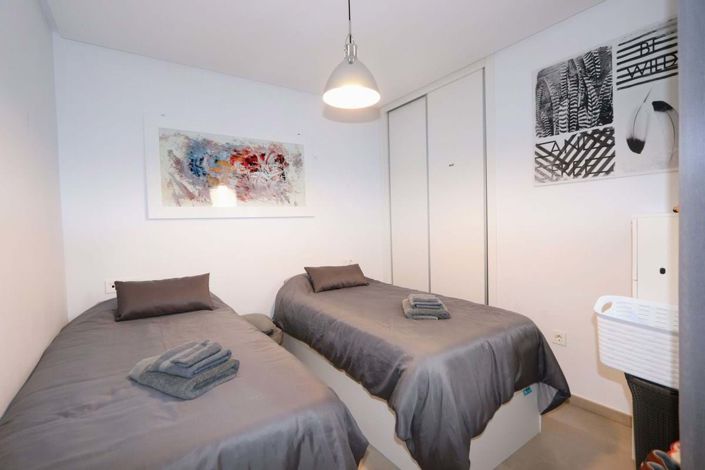 Image No.17-2 Bed Apartment for sale