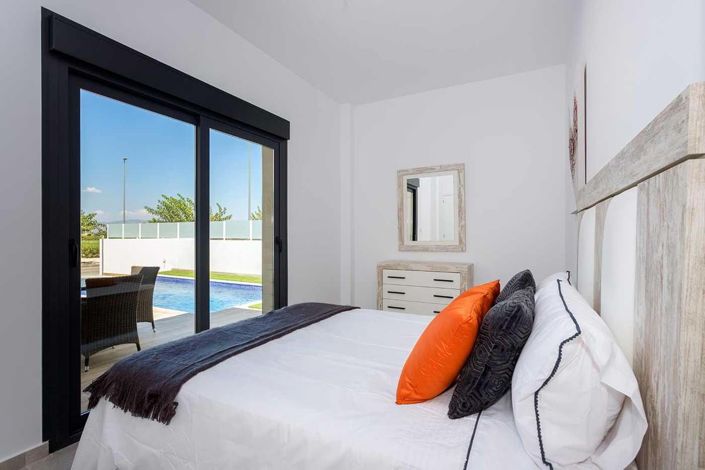 Image No.10-3 Bed Villa for sale