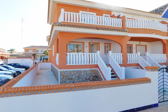 Image No.3-3 Bed Townhouse for sale