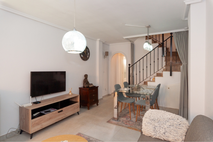 Image No.4-2 Bed Townhouse for sale