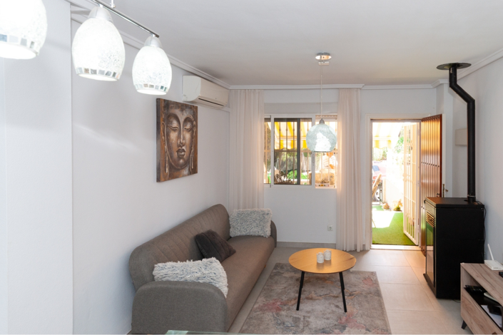 Image No.6-2 Bed Townhouse for sale