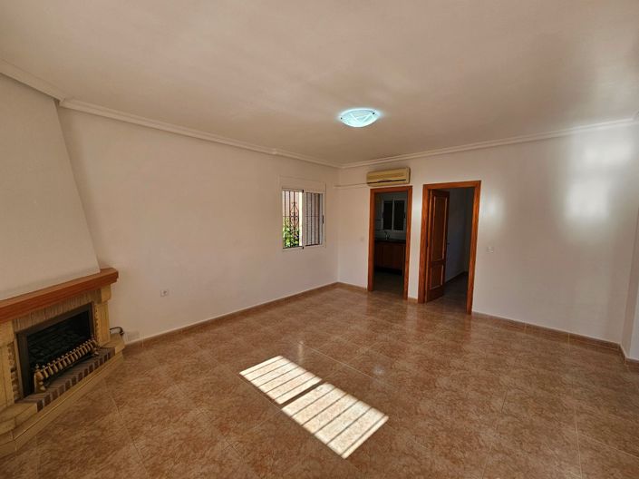 Image No.14-3 Bed Villa for sale