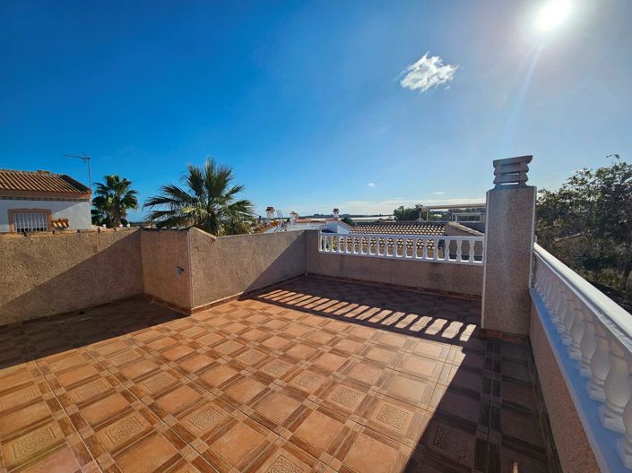 Image No.23-3 Bed Villa for sale