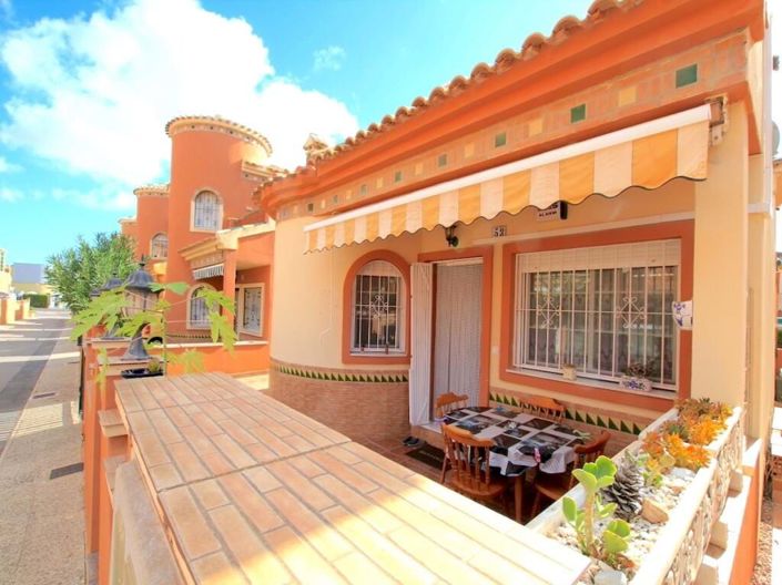 Image No.18-2 Bed Villa for sale