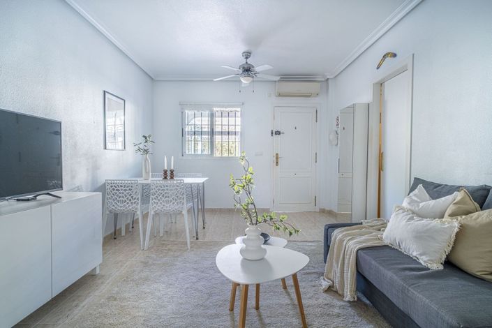 Image No.6-Appartement de 2 chambres à vendre à Orihuela Costa