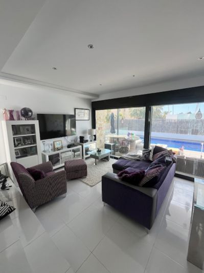 Image No.17-3 Bed Villa for sale